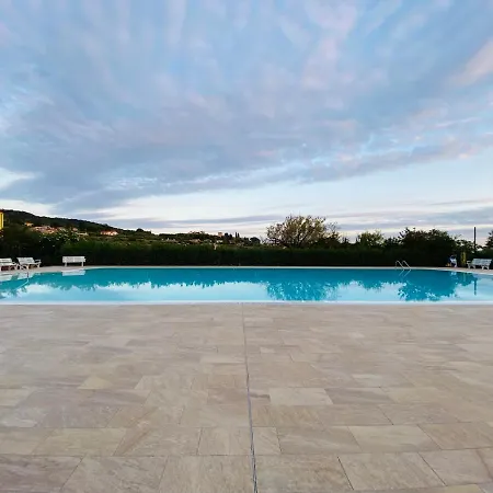 C'era Volta Villaggio Ideal Lejlighed